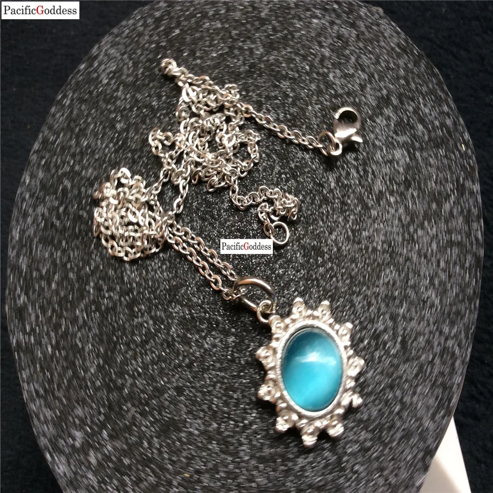 

blue color stainless steel round pendant necklace for girl and boy