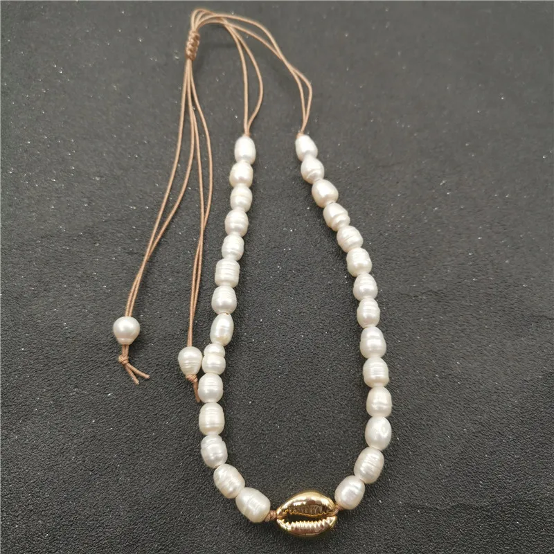Роскошное ожерелье-чокер из искусственного жемчуга, женские бусины золотистого цвета, ожерелье с подвеской в виде раковины, Массивный воротник Каури, модное ювелирное изделие