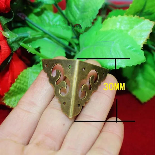 Brass-Furniture-Corners-Triangle-Fillet-Gift-Upscale-Decorative-Sheet-Copper-Purses-Gusset-Anceient-Flower-Corner-30mm.jpg_640x640