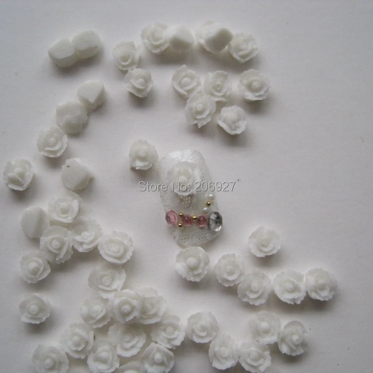 

CF4-1 30pcs Cute Ceramic White Flower Shape Nail Art Decoration Outlooking