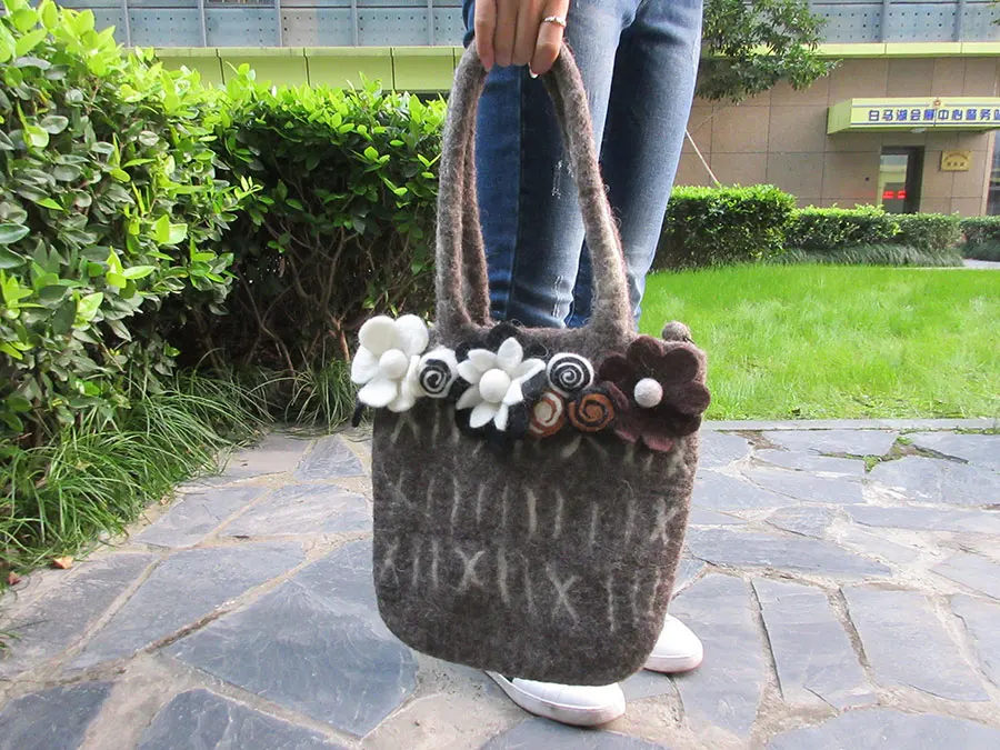 shoulder bags