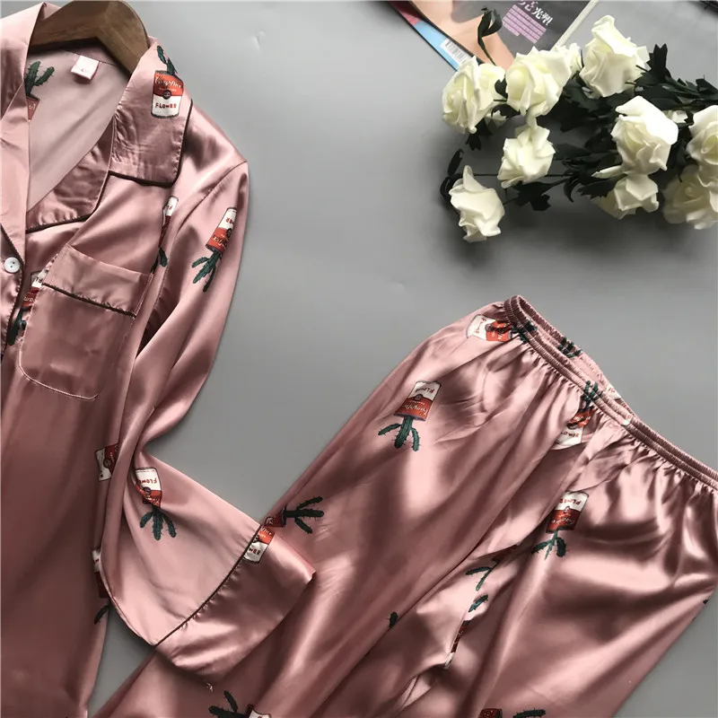 10092885206_2043651032