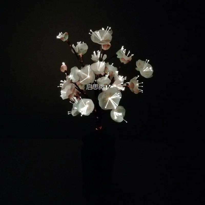 Новейший стиль Сливовый цветок Оптическое волокно цветок Изменение цвета Новинка художественная вечерние Вечеринка магазин отель