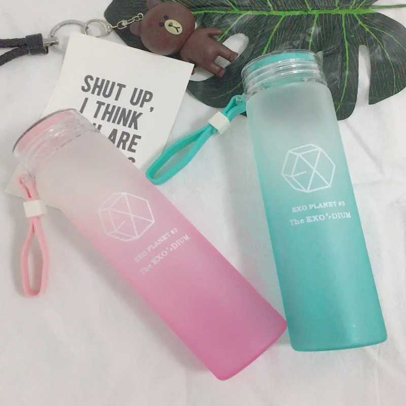 

Kpop EXO Summer Gradient Frosted Glass Bottle Freshness Letter Lemon Cup Glass Bottles