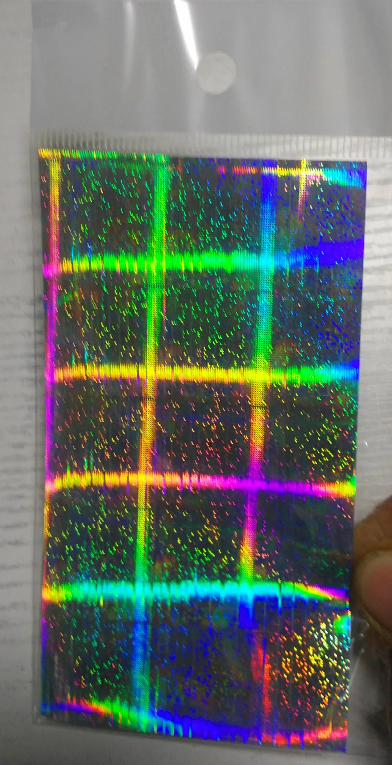 4056341436_571490730_
