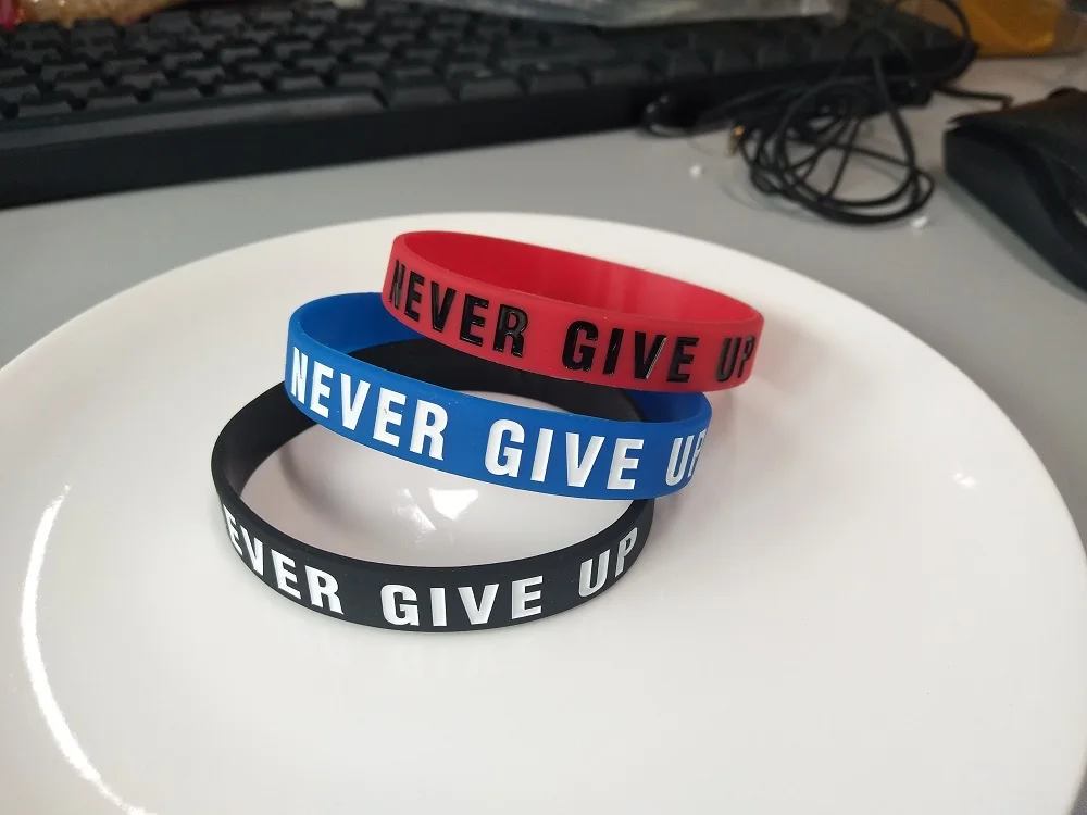 Мотивационные браслеты "Never give up" и "No Pain No Gain", силиконовые резиновые браслеты, вдохновляющие браслеты, подарки