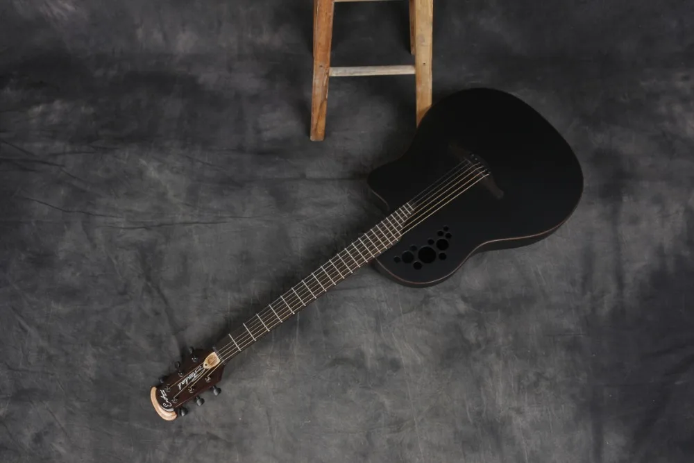 gitara-szadi-kruglaya