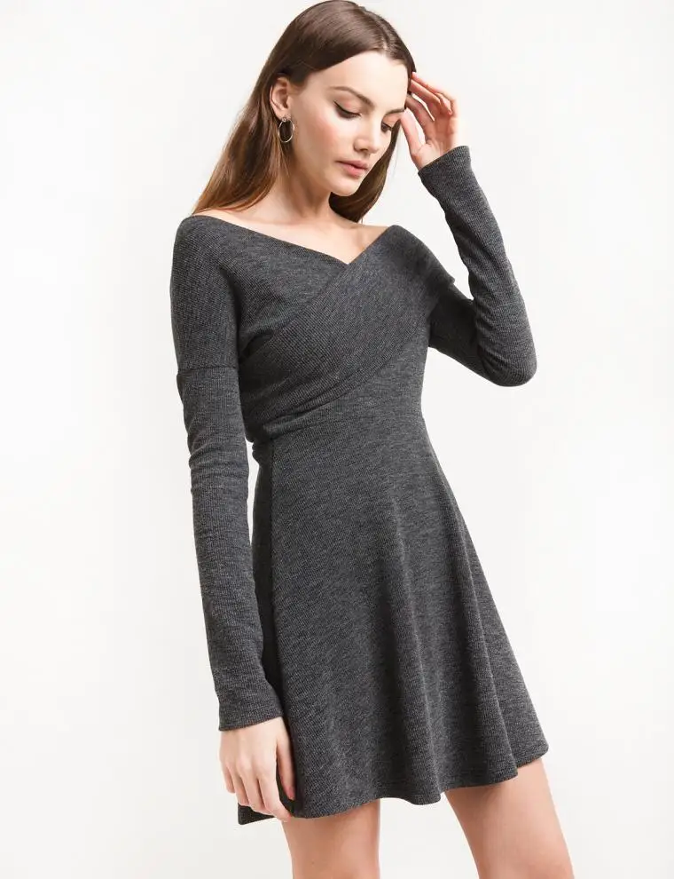 

Deep V-neck Women Knitted Dress