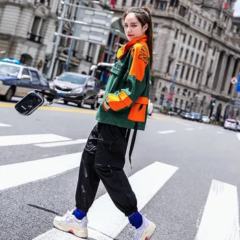 

BF Sports Suit Female Color Matching Short Jacket Beam Pants Two-piece 2019 Spring Large Size casual Tracksuit Set women's W422