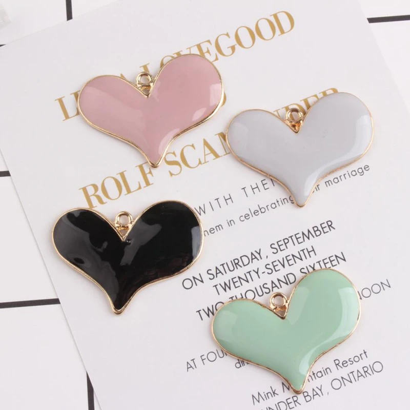 

1 PC High Quality Charms Colorful Black Heart Charm Bracelet Necklace Pendants Women's Hearts Charms DIY Jewelry Accessories
