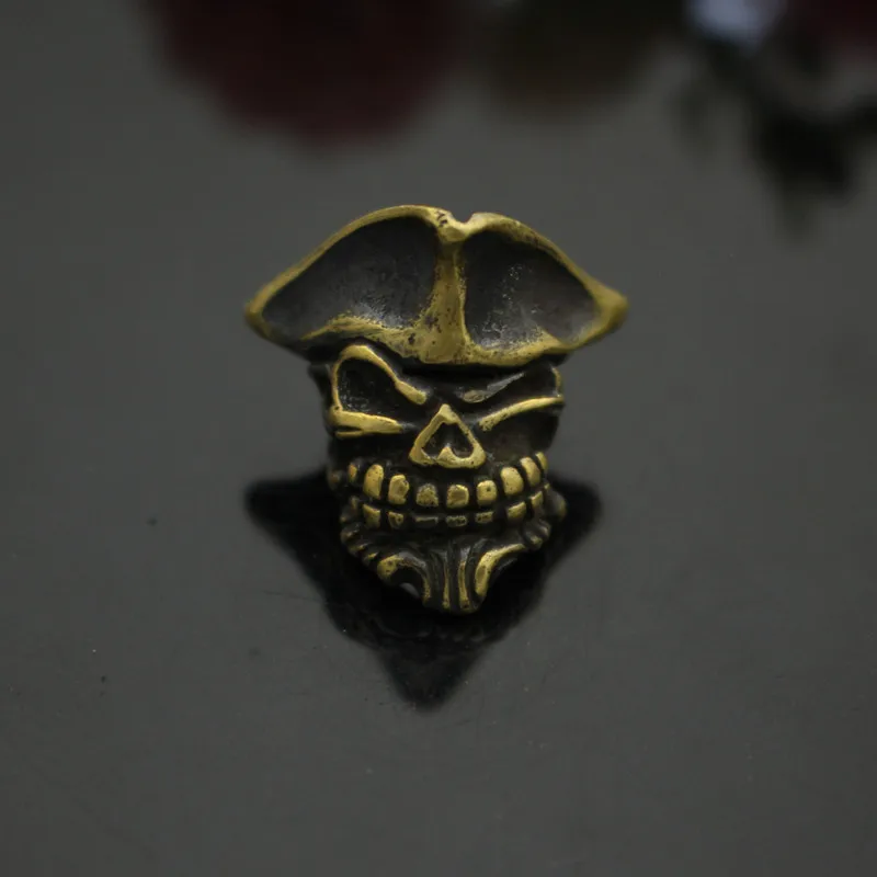 

Brass Skeleton Pirate Knife Beads Pure Copper Retro Flashlight Accessories Pendant DIY Decorative Giant Umbrella Rope Pendant