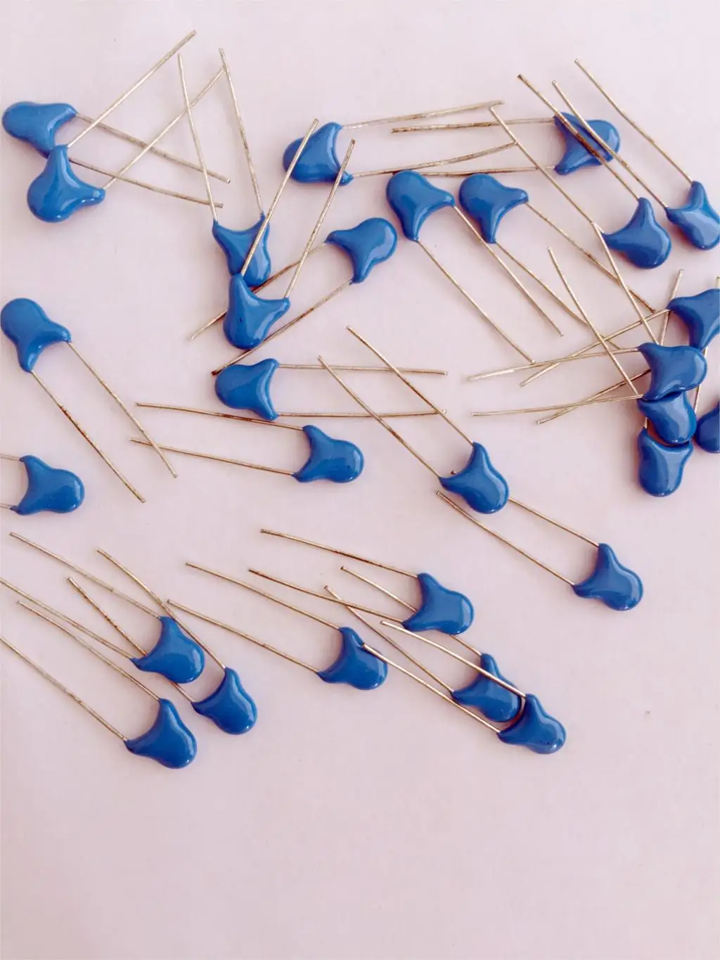

100pcs 3KV 5PF 5J High Voltage Ceramic Capacitors