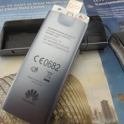 100 Мбит/с оригинальной разблокировкой huawei E392 E392U-12 LTE FDD 800/1800/2600 МГц 4 аппарат не привязан к оператору сотовой связи USB модем 4G USB Стик