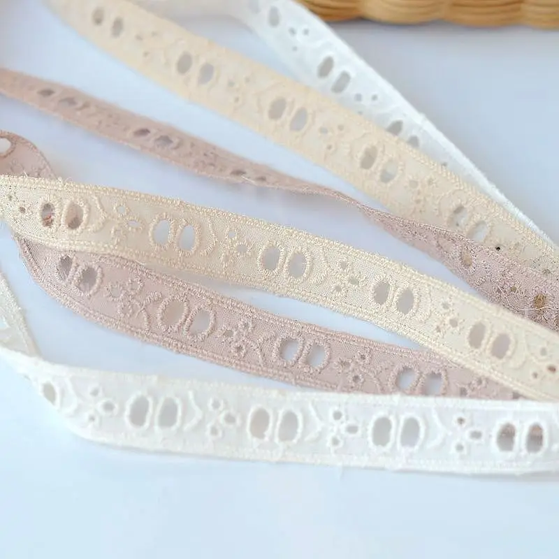 

Three-color cotton embroidered small lace 1.5 cm wide