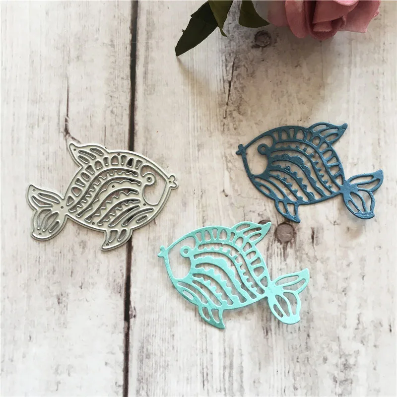

Cute Animals Hollow Fish Metal Cutting Dies Scrapbooking Album DIY Card Craft Embossing Background Die Cuts New 2019 Arrival
