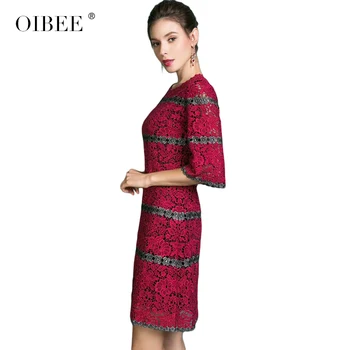 

OIBEE2019 Spring New Women Fashion Contrast Color Embroidered Seven-point Sleeve Sexy Corset Dress