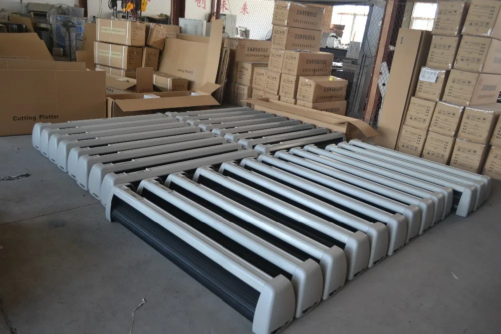 Plotter de Corte de Vinil Cortador de Etiqueta de Grande Cortador Formato Automático - 24 China plotter cutter Suppliers