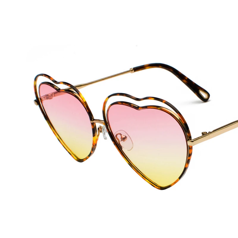 2018 new heart shaped hollowed out love personality sunglasses female