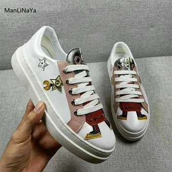 

Thick Heel Rivet Platform Women Shoe Lace-Up Studs Robot Cartoon Women Sneaker Genuine Leather Women Casual Sport Shoes Trainers