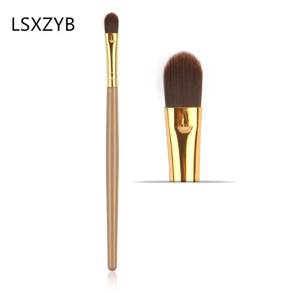eyeshadow brush