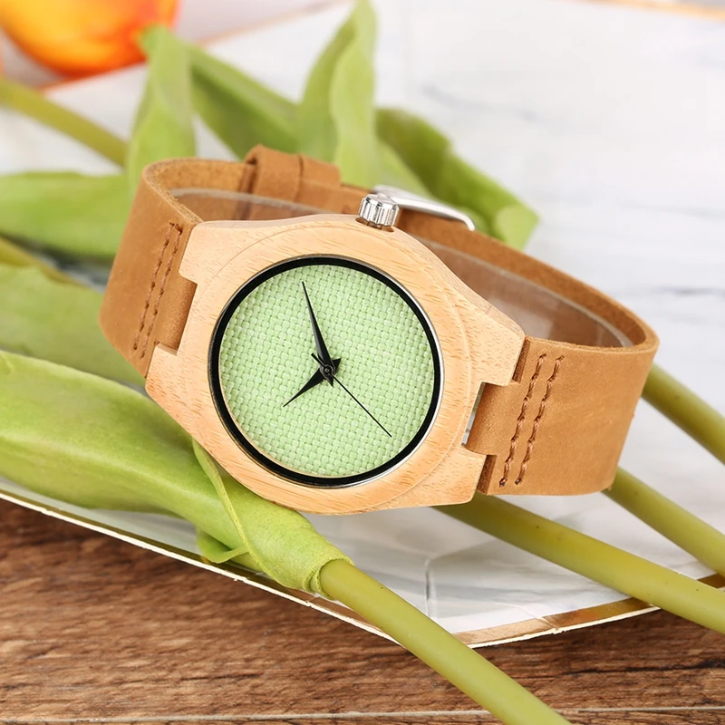 Chic Fresh Green Nylon Dial Wood Women Watch Quartz Ultra light Fashion Casual Wrist Watches Top 5
