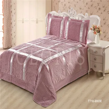 

"CLORIS" Super Luxurious Solid Blankets Bedspread 220*240CM(1PC) Pillowcases 50*70 (2PC) on the Bed