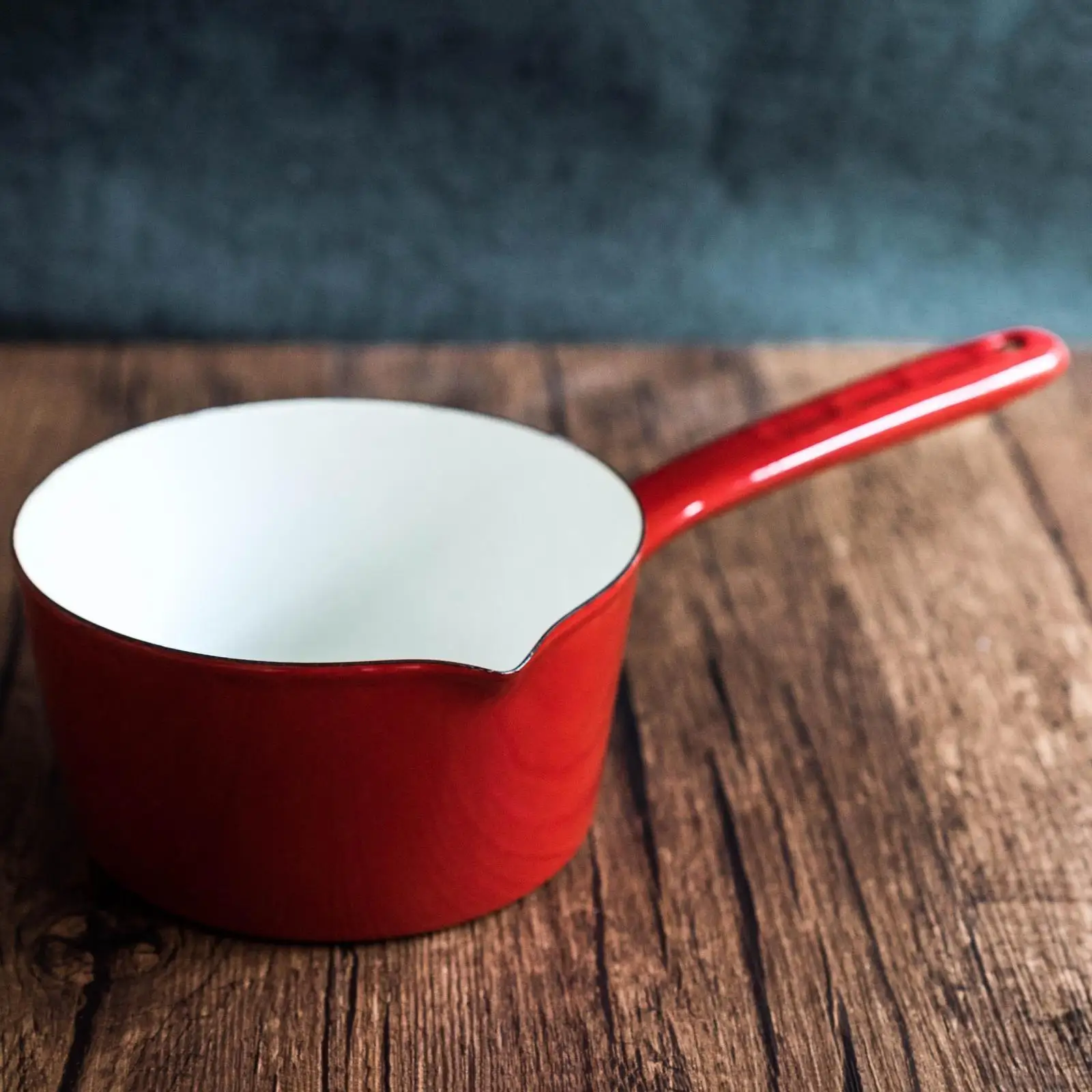 Японский эмаль фарфора Детские дополнительные еда одной ручкой молоко суп горшок снег сковорода для готовки электромагнитная печь газа - Цвет: Красный