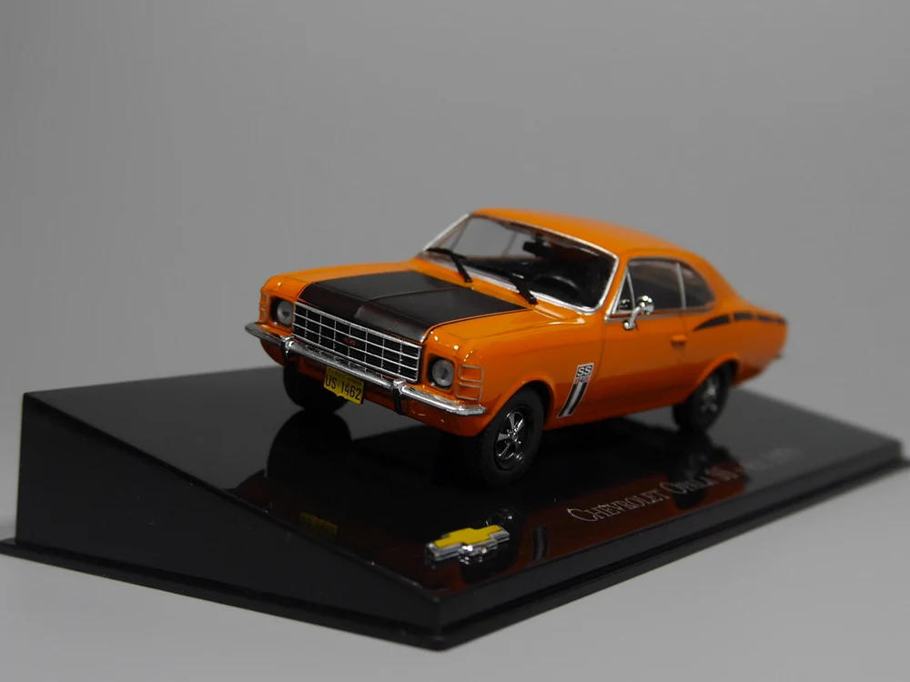 Авто ИНН-ixo 1:43 Chevrolet Opala SS 4cc 1975 литая модель автомобиля