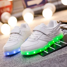 Детский спортивный костюм для мальчиков, модные детские кроссовки со светодиодной подсветкой Детская обувь Chaussure Enfant обувь для девочек с светодиодный свет детские светящиеся туфли принцессы
