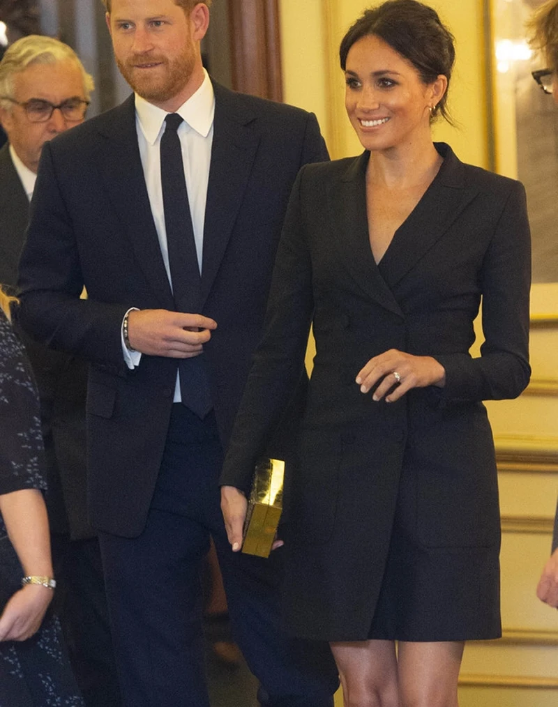 

2018 New Women Black Dress Fashion Turn-Down Collar Long Sleeve Dresses J016