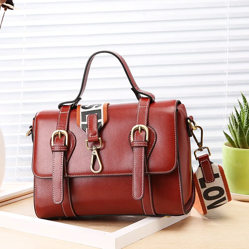 

Fashion Postman Handbag Oil Wax Genuine Leather Split Leather Shoulder Bag Women Party Crossbody Messenger Bag for Birthday Gift