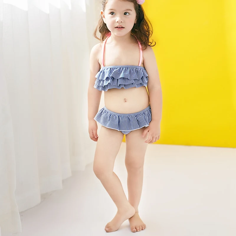 Костюм для девочек, Раздельный бикини для ванной, полосатый кружевной топ с бретелькой на шее, многоярусный короткий низ, бикини, купальный костюм для малышей, детский пляжный купальник