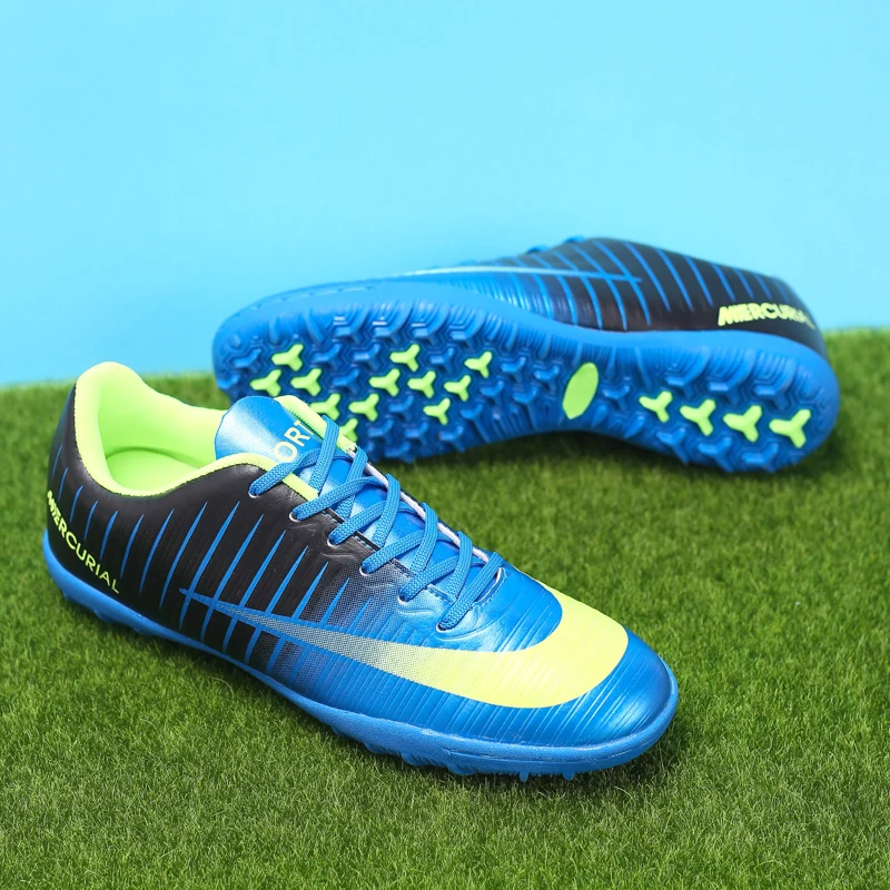 

2018 Soccer Shoes TF Turf Soles Football boots Breathable Outdoor Trainers Sneakers Adults Boot For Men Football Training Boot
