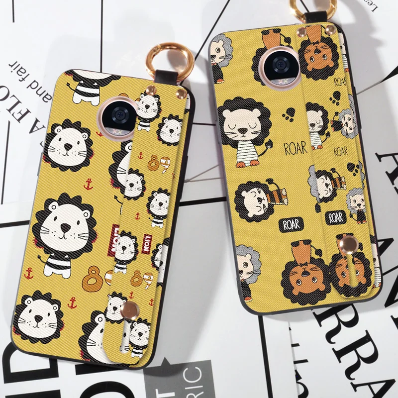 

Cute Lion Strap Case For Motorola Moto Z Force Phone Bag TPU Silicone Cases For Motorola Moto Z Z2 Play Capa Fundas