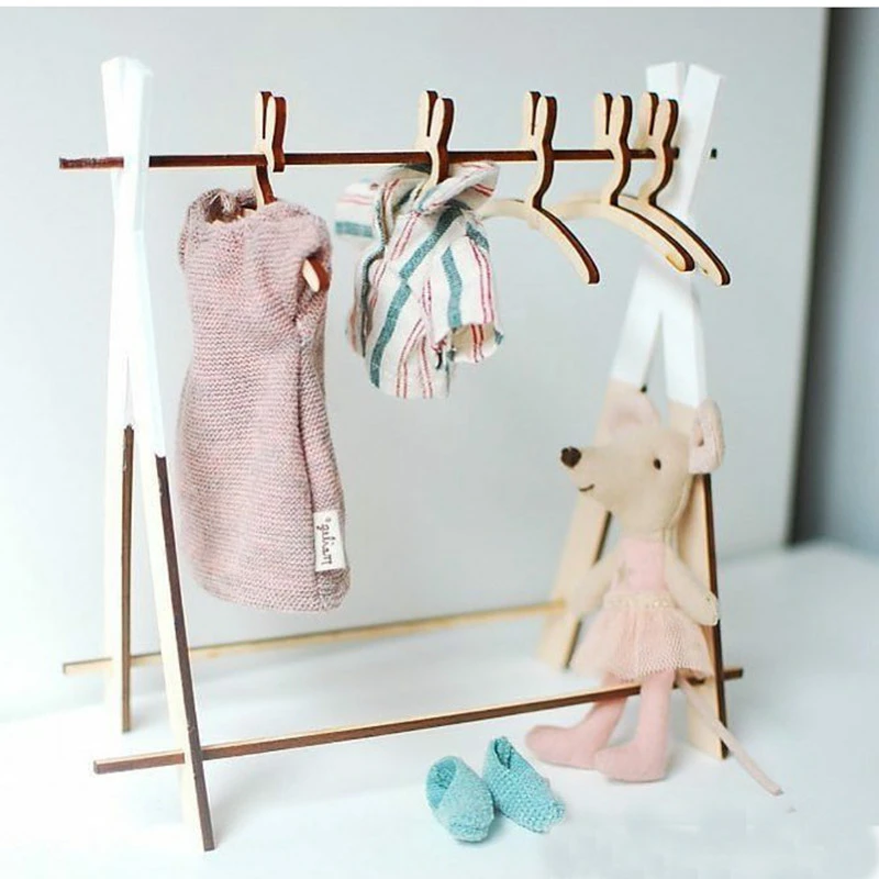 かわいいウサギの木製コートハンガーラック子供ハンガー子供ルーム装飾木製工芸品の衣類のディスプレイと主催者 ハンガー ラック Aliexpress