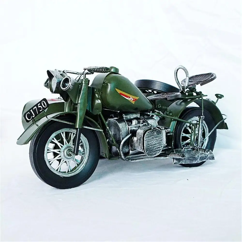 

1/12 Creative Metal Retro Military Three-Wheeled Motorcycle BMWR-75 War Art Style Collection Model Desk Decoration