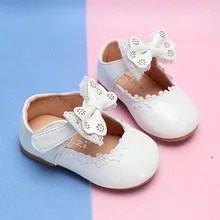 Белые кожаные туфли для маленьких девочек; туфли для девочек с бантом; удобные тонкие туфли; кружевные вечерние туфли для детей; Детские От 1 до 8 лет; MCH076