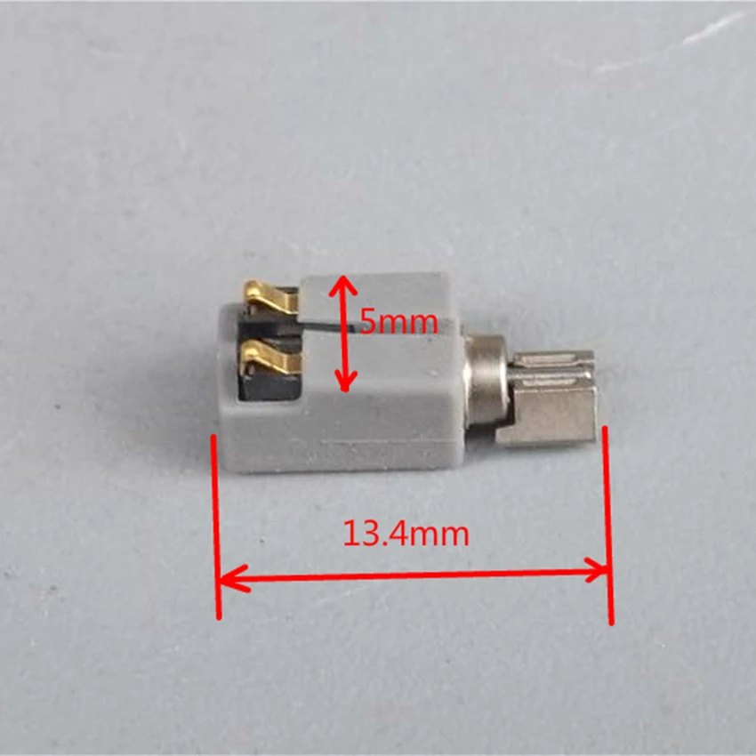 Микро Вибрационный двигатель постоянного тока 3 V-3,7 V 100mA мобильный телефон Вибрационный двигатель электрический вибрирующий маленький двигатель с пластиковым рукавом защиты