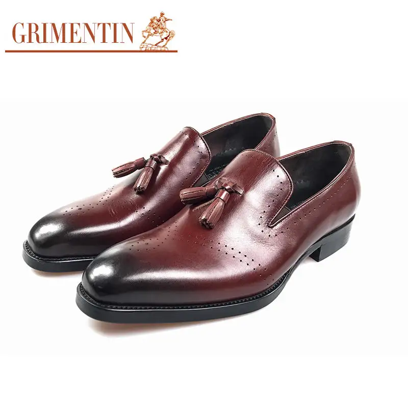 Luxuriöse Leder Italienische Grimentin Komfortable Echtem Männer Brown Faulenzer Und Party Mode Geschnitzt Hochzeit Herren Kleid Schuhe RYqxCwBAx