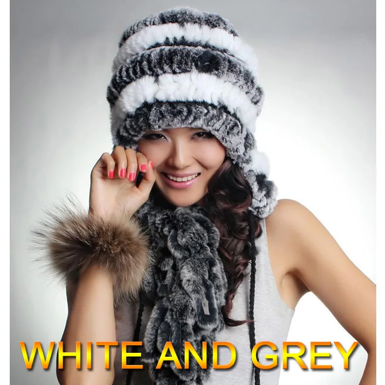 Новые зимние меховые шапки для женщин вязанная шапка из кроличьего меха с шариковыми ушками повседневные женские шапки-бомберы шапочки - Цвет: white and grey