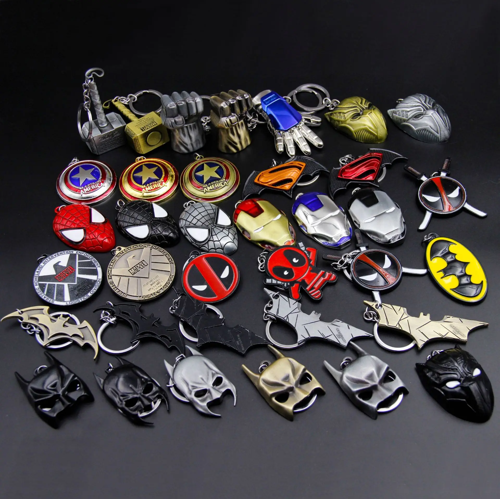 

2019 NEW Marvel Avengers Thor's Hammer Mjolnir Keychain Captain America Shield Hulk Batman Mask KeyChain Keyrings Drop Wholesale