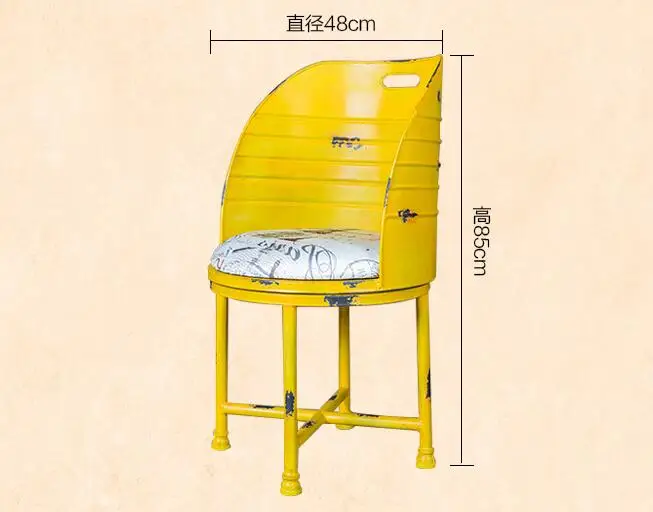 Барный стул. Железный баррель для масла. Краски скамейка. Жестяная корзина