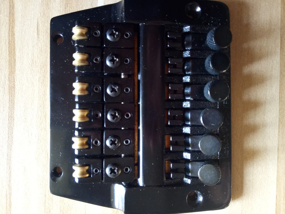 

NEW BLACK Tremolo Bridge x-tream 4330 ,6 string tremolo Guitar Tremolo Bridge