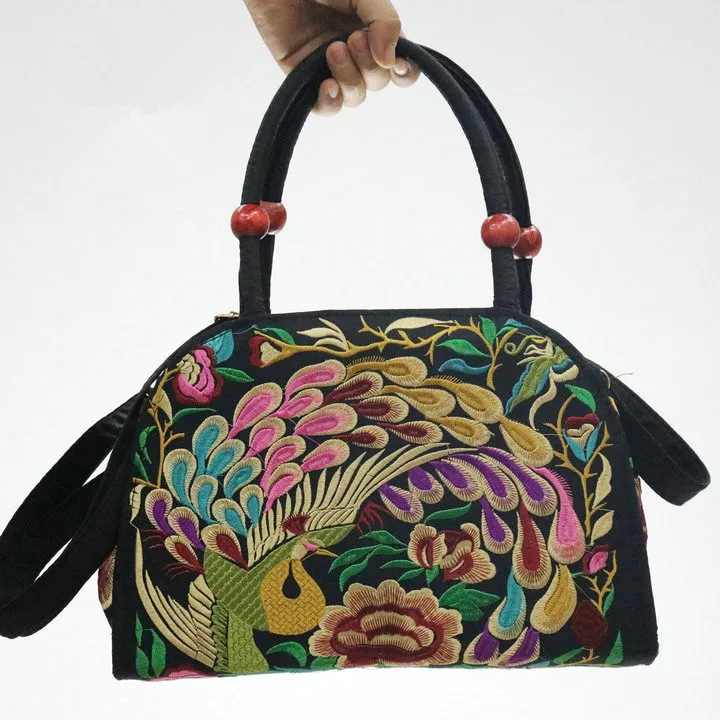 9499703179_463867846
