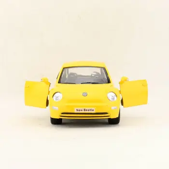 

3 colors 1:24 alloy New Beetle sedan alloy model car,metal door and pull back model,children's toy car,free shipping