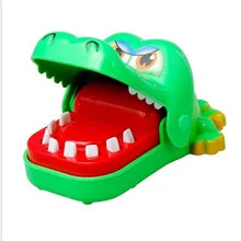 Горячая новинка творческий маленький крокодил Рот стоматолога укуса пальчиковые игры забавная игрушка собака подходит для детей, чтобы играть