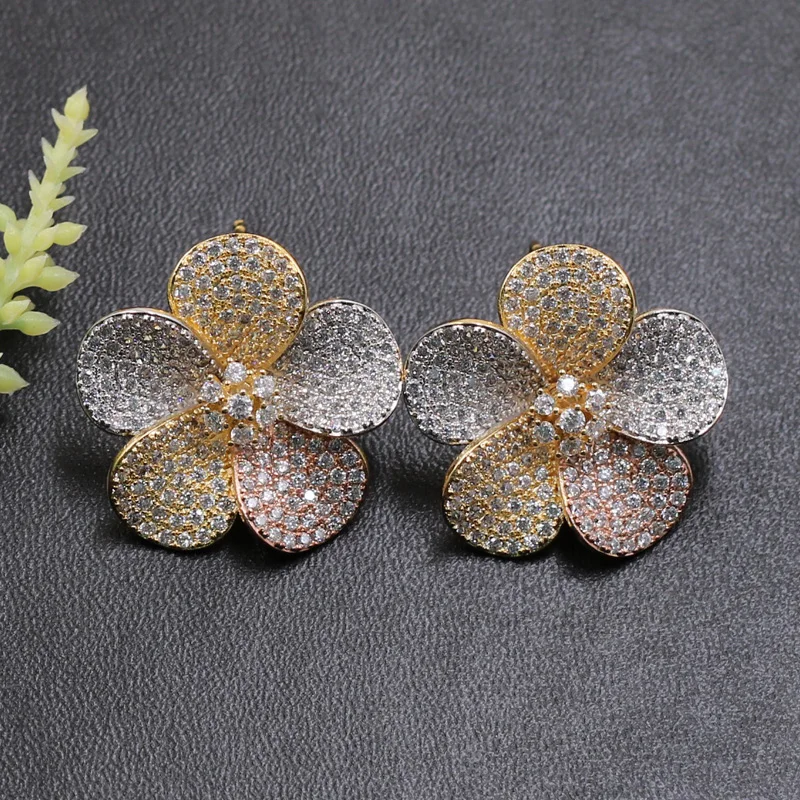 

Lanyika Exquisite Flower Stud Earrings Middle East for Woman Wedding Party Cubic Zirconia Full Micro Inlay Popular Luxury Gifts