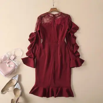 

The spring and autumn period and the new 2020 horn sleeve lace collar irregular ruffled dress
