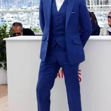 Лацкан с тупым углом; две кнопки Bule4pieces(куртка+ штаны+ жилет+ платок) Формальные модные Нарядные Костюмы Terno custme Сделано высокое качество офис мужской костюм