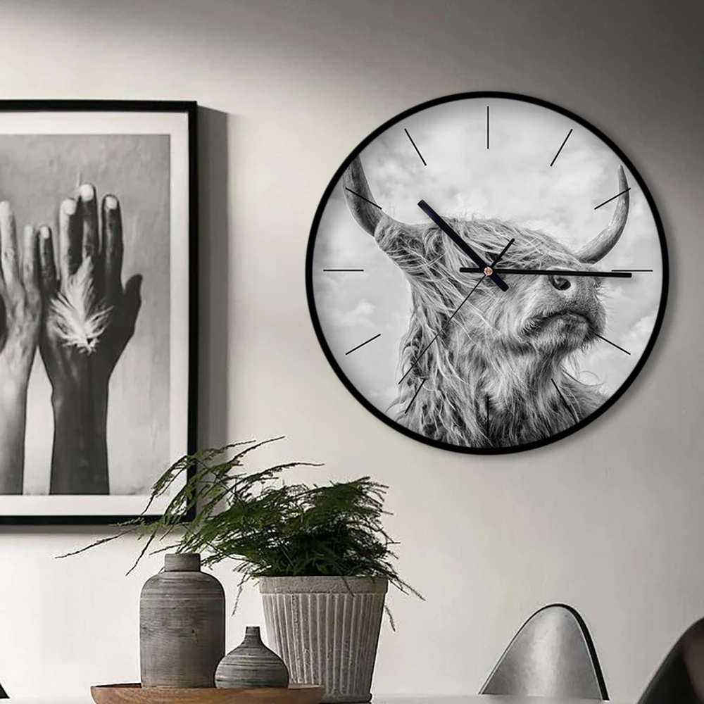 

12 inch Metal Quartz Silent Large High Quality Highland Cow Pattern Wall Clock Multi Pattern for Wall Decor Kids Room Bed Room